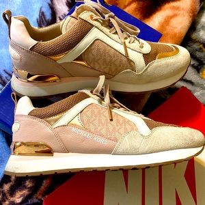 Size 9 MK sneakers